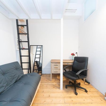 Pass The Keys Rustic And Quirky Flat In Charming Charlton Village ลอนดอน ภายนอก รูปภาพ