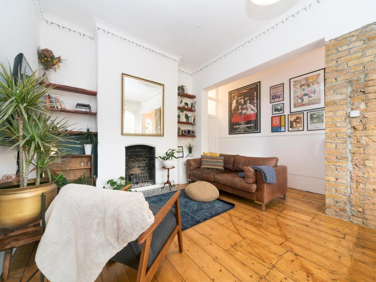 Pass The Keys Rustic And Quirky Flat In Charming Charlton Village ลอนดอน ภายนอก รูปภาพ