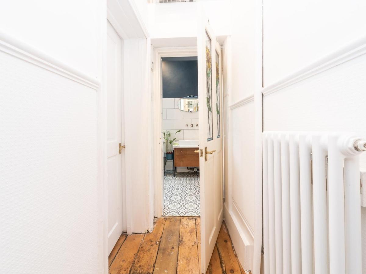 Pass The Keys Rustic And Quirky Flat In Charming Charlton Village ลอนดอน ภายนอก รูปภาพ