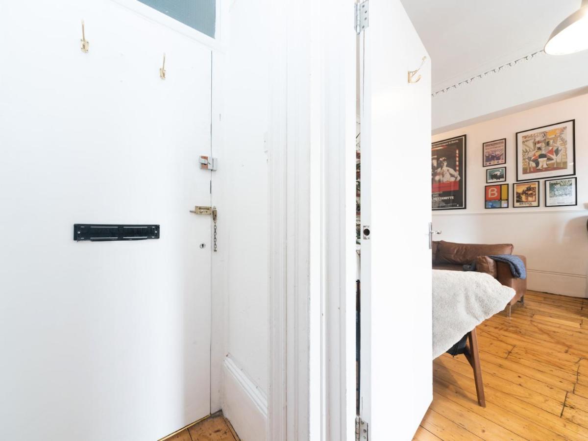 Pass The Keys Rustic And Quirky Flat In Charming Charlton Village ลอนดอน ภายนอก รูปภาพ