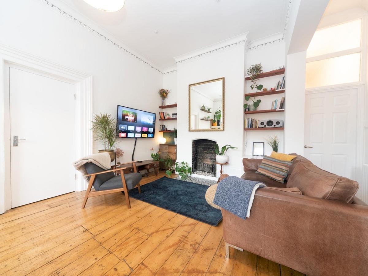 Pass The Keys Rustic And Quirky Flat In Charming Charlton Village ลอนดอน ภายนอก รูปภาพ