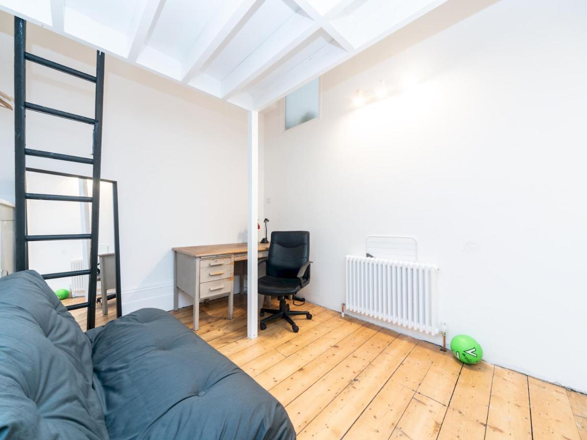 Pass The Keys Rustic And Quirky Flat In Charming Charlton Village ลอนดอน ภายนอก รูปภาพ