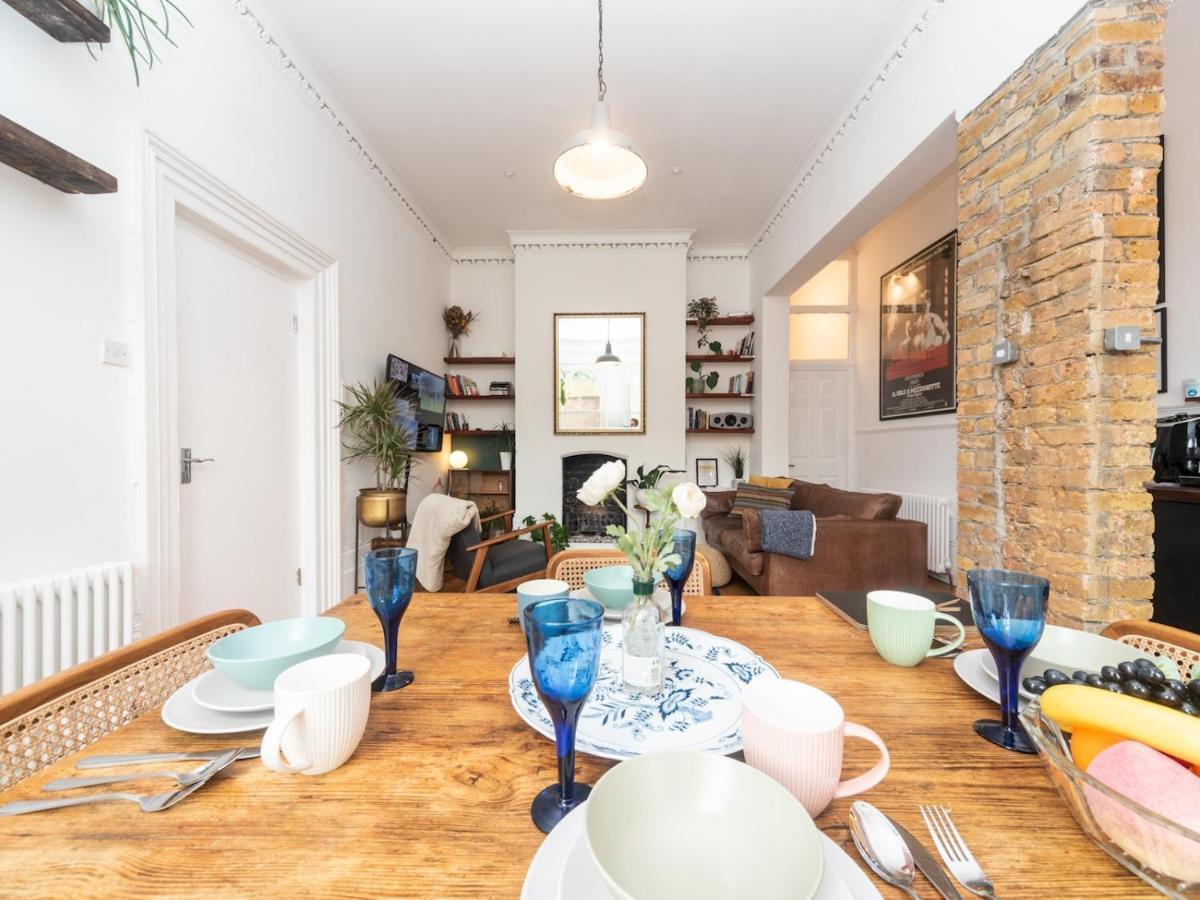 Pass The Keys Rustic And Quirky Flat In Charming Charlton Village ลอนดอน ภายนอก รูปภาพ