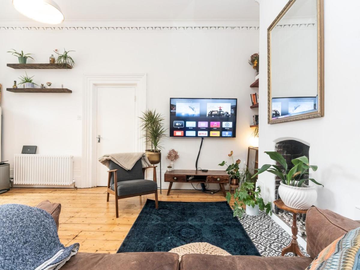 Pass The Keys Rustic And Quirky Flat In Charming Charlton Village ลอนดอน ภายนอก รูปภาพ