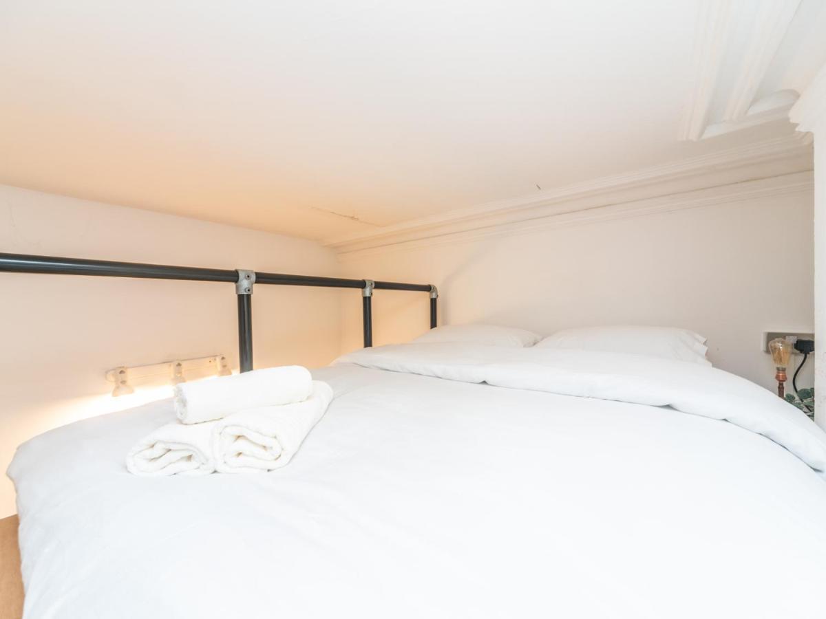 Pass The Keys Rustic And Quirky Flat In Charming Charlton Village ลอนดอน ภายนอก รูปภาพ