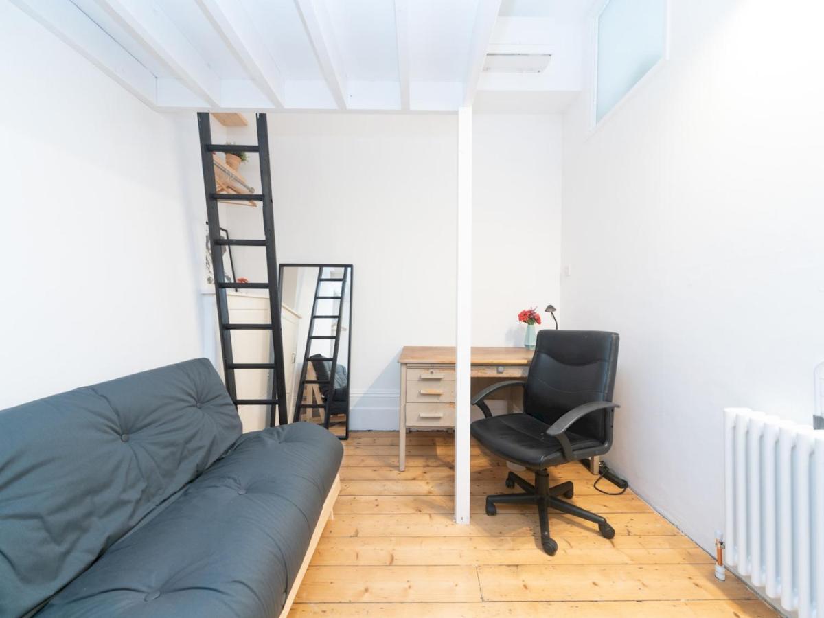 Pass The Keys Rustic And Quirky Flat In Charming Charlton Village ลอนดอน ภายนอก รูปภาพ