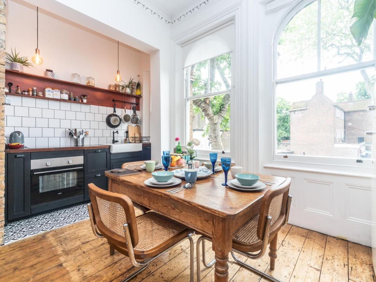 Pass The Keys Rustic And Quirky Flat In Charming Charlton Village ลอนดอน ภายนอก รูปภาพ