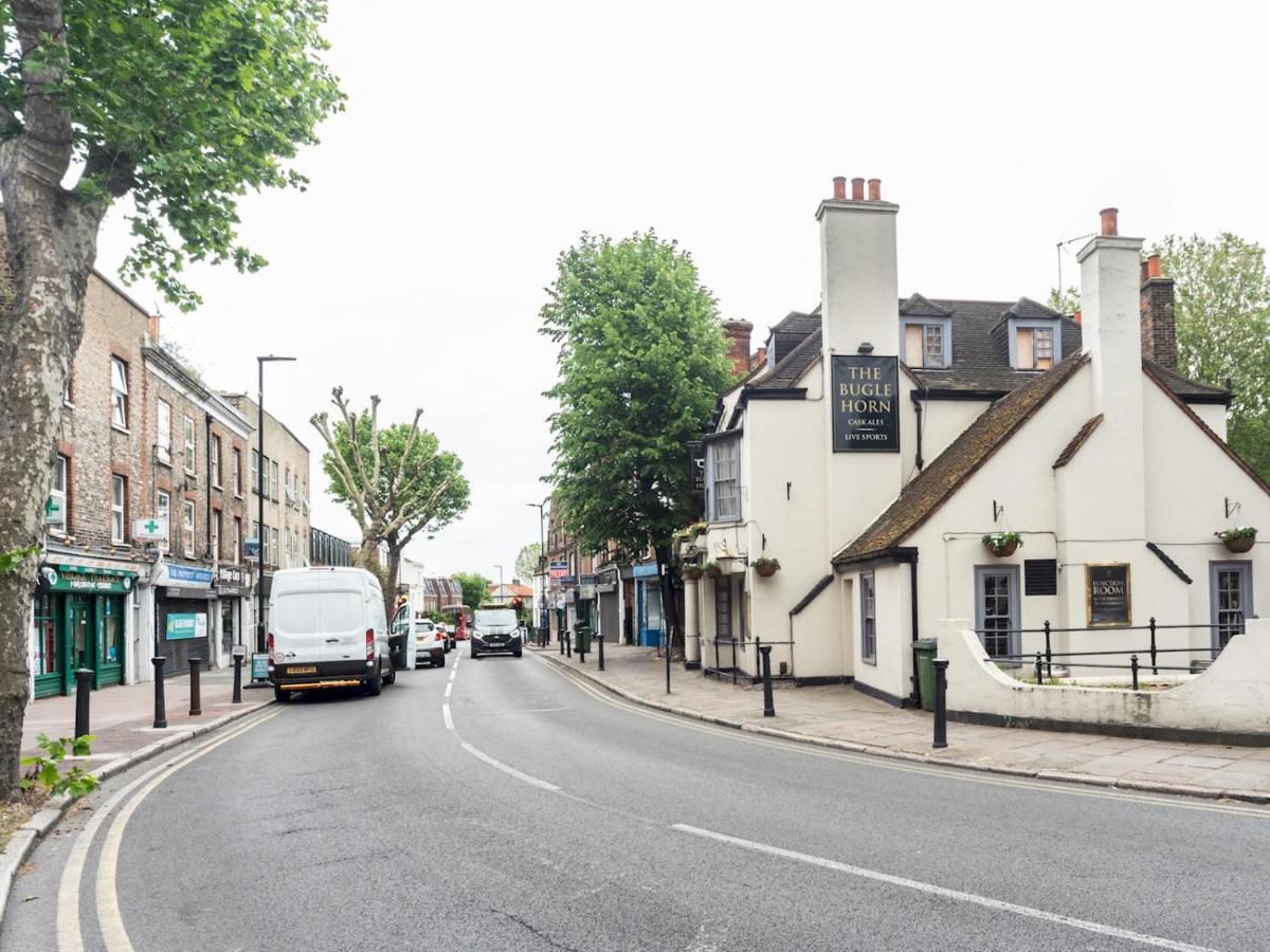 Pass The Keys Rustic And Quirky Flat In Charming Charlton Village ลอนดอน ภายนอก รูปภาพ